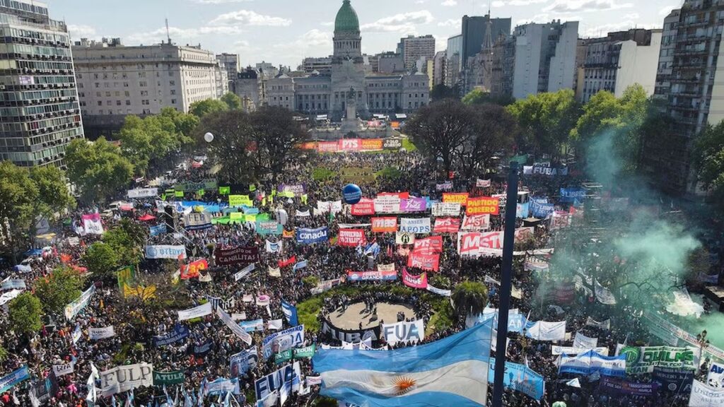 Estudantes da Argentina na luta pela defesa do ensino público