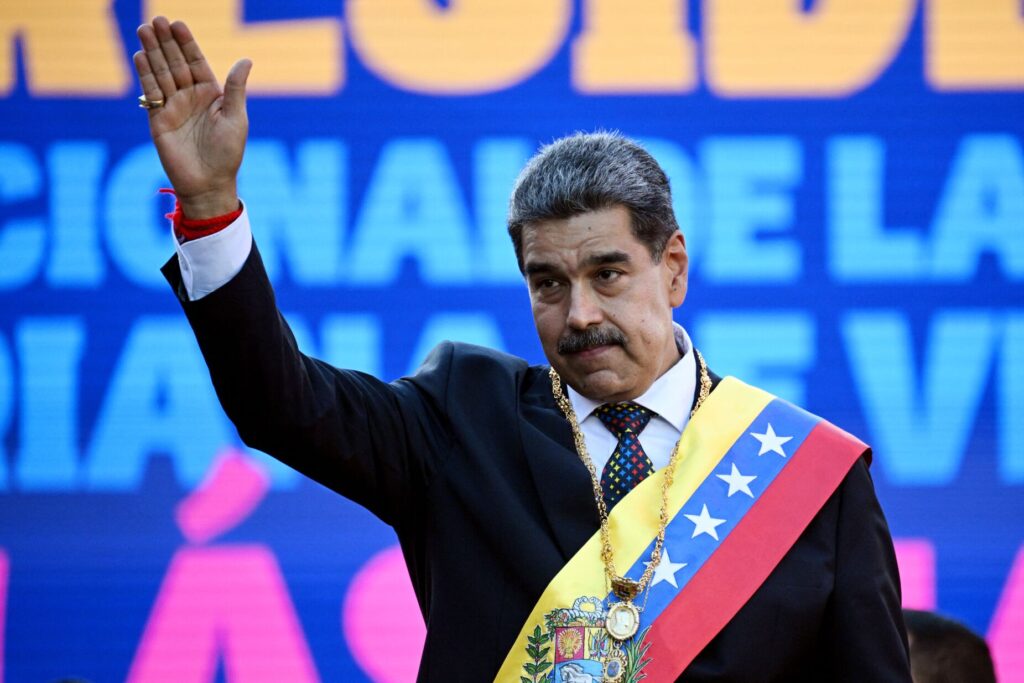 Nicolas Maduro tomou posse para um terceiro mandato