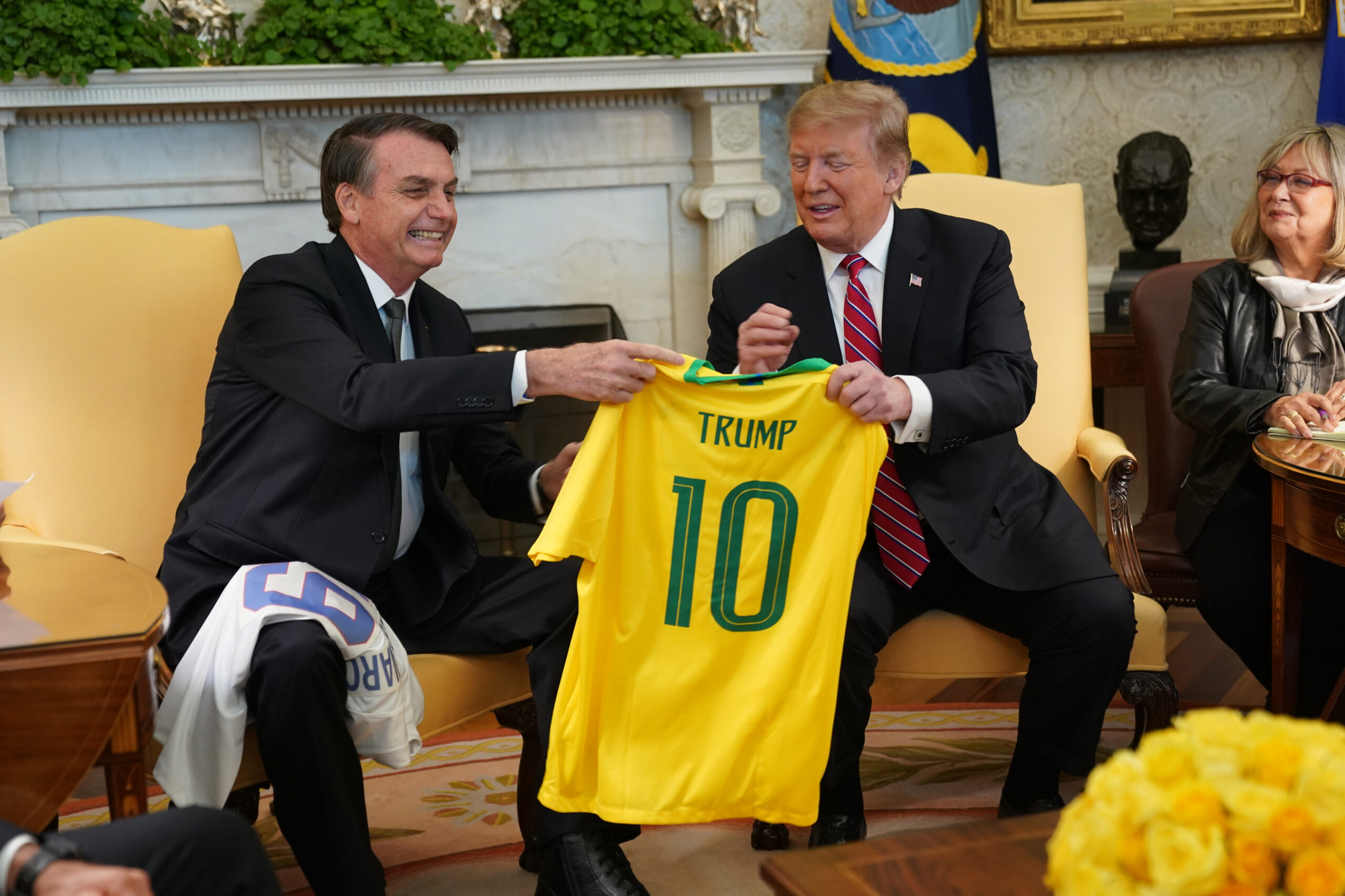 Trump e Bolsonaro sorrindo