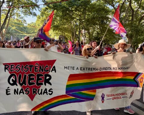 Militantes do Trabalhadores Unidos na Marcha LGBT de Lisboa