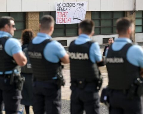 PSP reprime manifestação no Porto